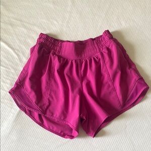 Women's Magenta Lululemon Hotty Hot Low Rise 4 inch Inseam Shorts